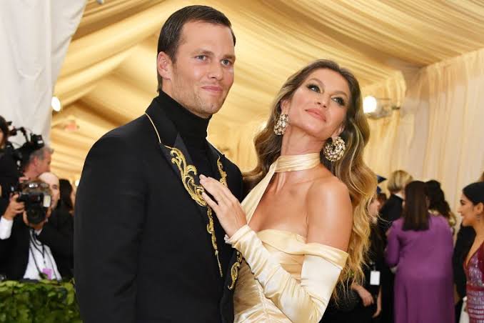 News update : Tom Brady announces his wedding with ex-wife Gisele Bündchen after their reunion, two years after their divorce...