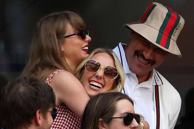 Wonderful : Taylor Swift and Brittany Mahomes Reunite at the U.S. Open...