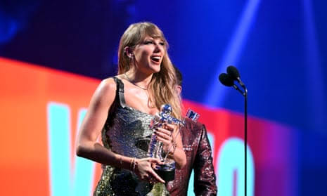 When Taylor Swift took home the award for video of the year at the 2024 MTV Video Music Awards, she used her speech to thank her team, fans and one person very special to her: Travis Kelce.