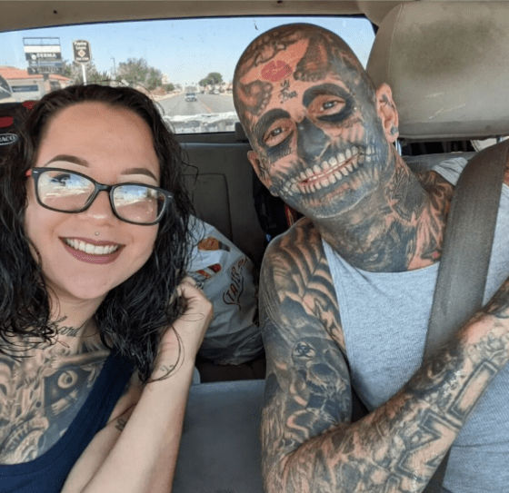 SHOCK: Dad with over 240 tattoos called a ‘monster’ and ‘bad dad’ because of his look. But wait till you see how he looked before… See more👇👇