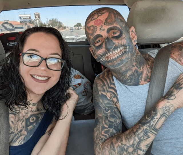 SHOCK: Dad with over 240 tattoos called a ‘monster’ and ‘bad dad’ because of his look. But wait till you see how he looked before… See more👇👇